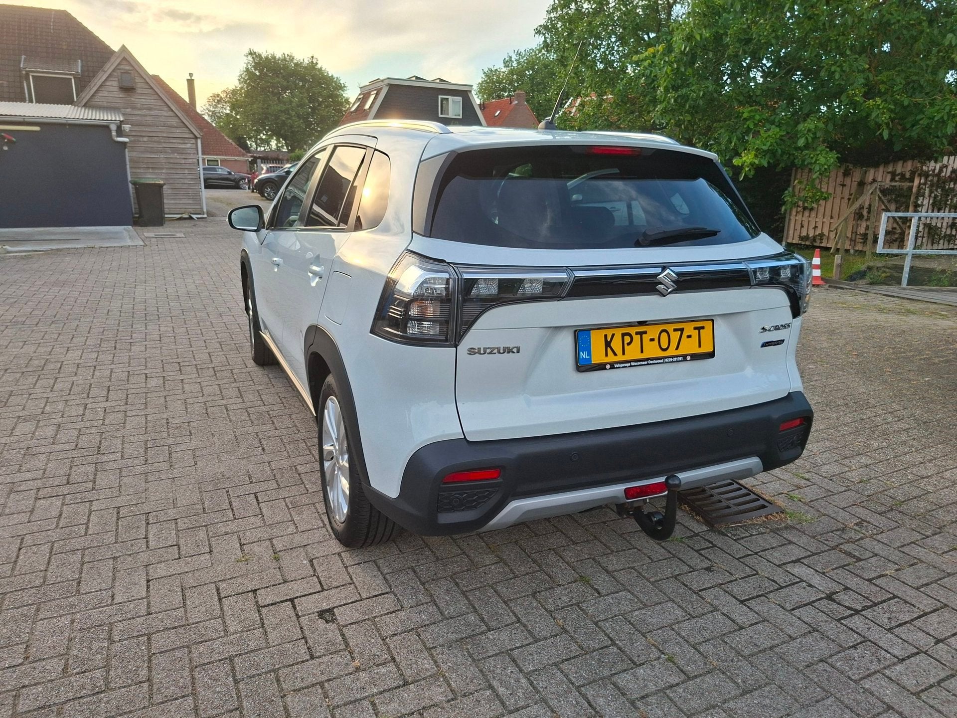 Suzuki S-CROSS 1.5 Hybrid Select automaat carplay camera tre, Auto's, Gebruikt, Euro 6, 4 cilinders, 400 kg