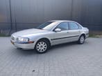 AA-96 kenteken: Volvo S80 verlengde limousine / Terberg en bekende. 3 Volvo S80 2.4 140PK AUT 2000 Grijs youngtimer km96200