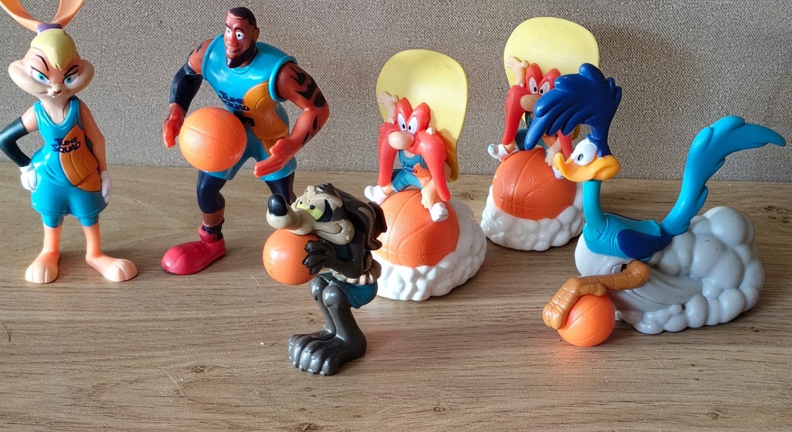 Space Jam 2 McDonald's figuren set (2020) Basketball, Ophalen of Verzenden, Looney Tunes, Zo goed als nieuw, Beeldje of Figuurtje