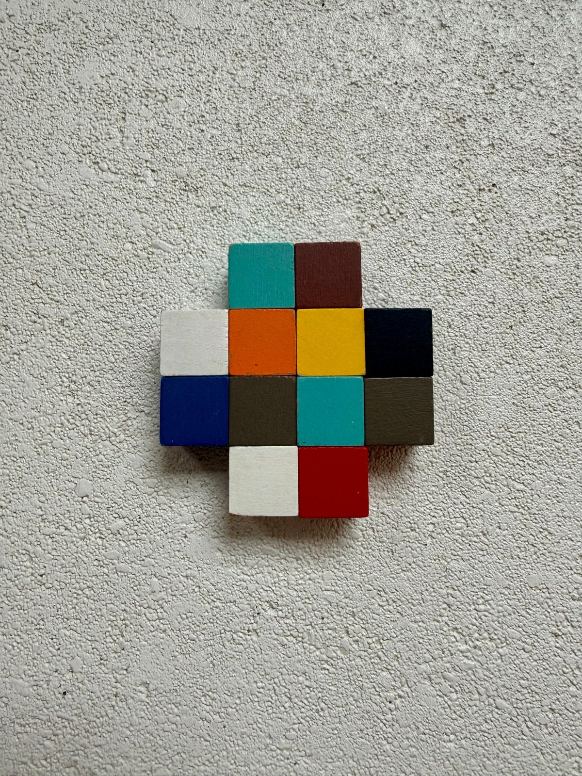 Kikkerland Elastische Kubus 3D Puzzel, 10 tot 50 stukjes, Ophalen of Verzenden, Zo goed als nieuw, Van hout