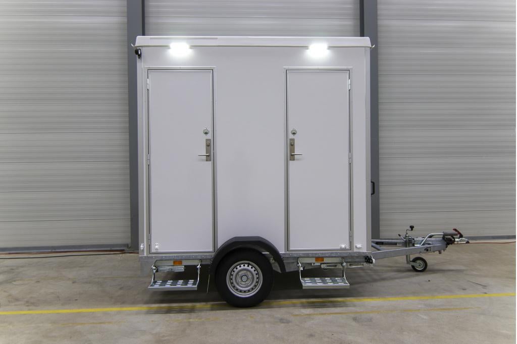 Luxe Toiletwagen 1+1 | Vermaalpompen | WC wagen | Easywagon, Zakelijke goederen, Ophalen of Verzenden, Niet ingevuld, Niet ingevuld