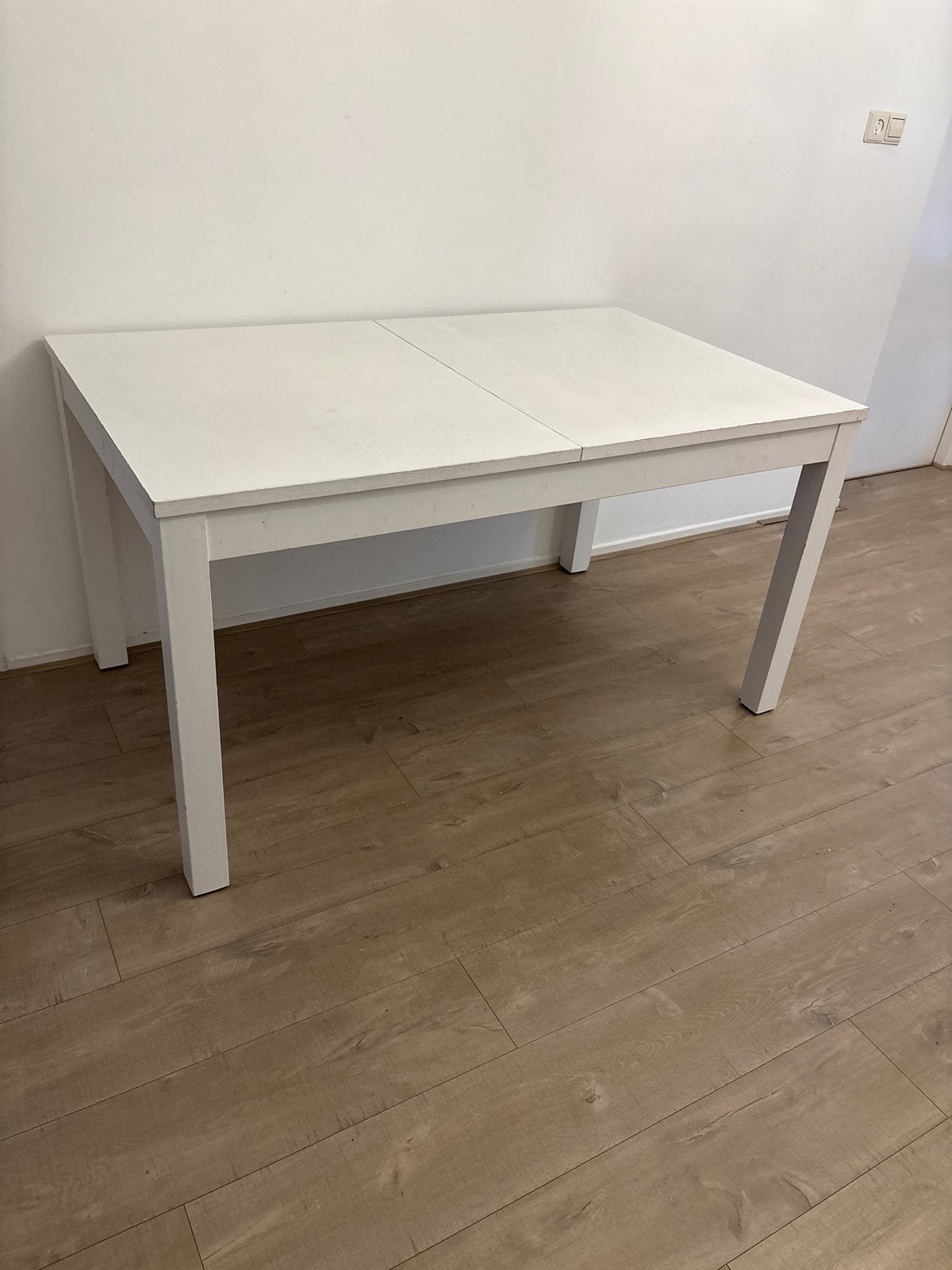 IKEA BJURSTA uitschuifbare eettafel wit, Huis en Inrichting, Ophalen, Gebruikt, 100 tot 150 cm, Tot twee personen