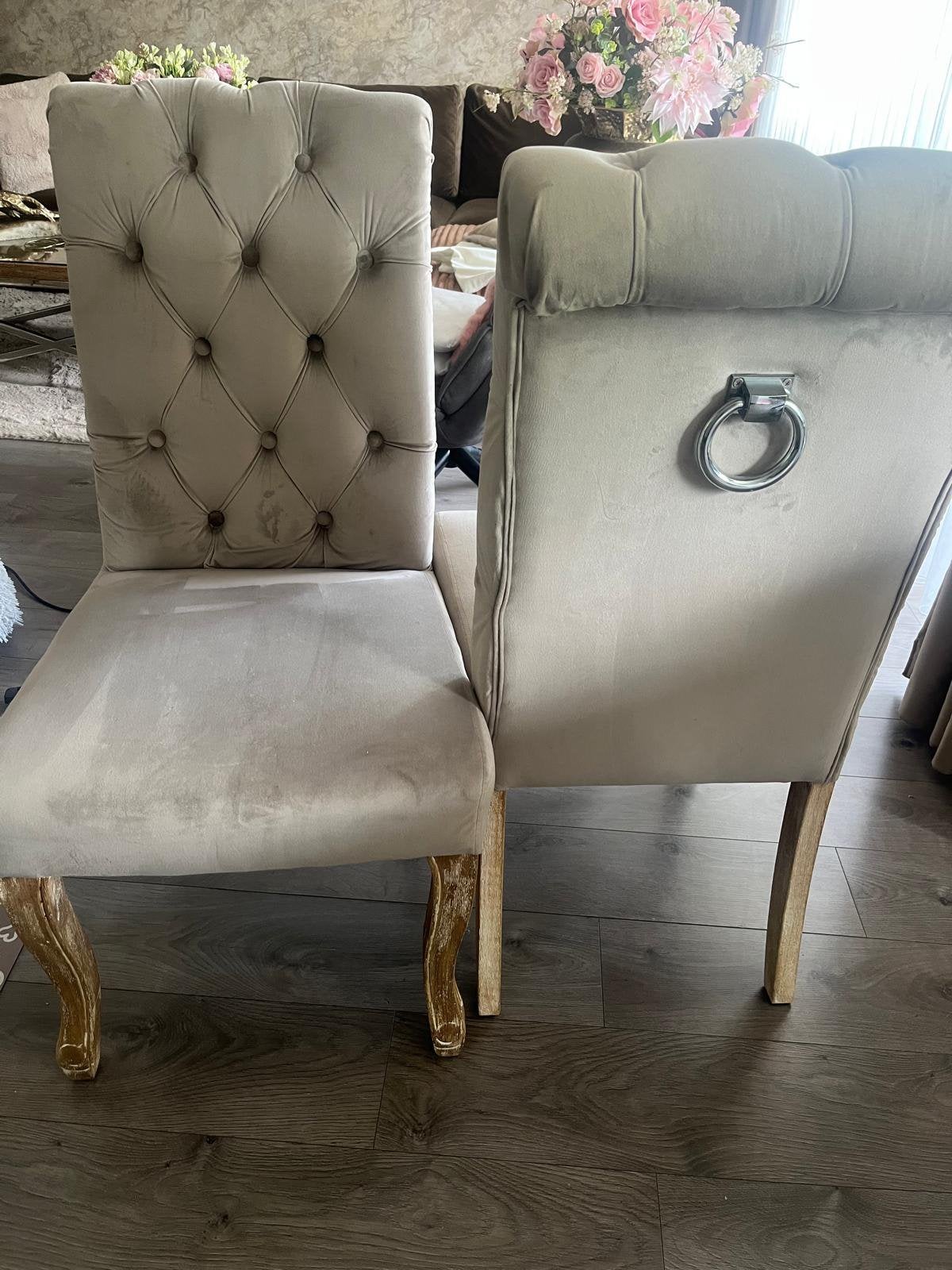 6 stoelen, beige/lichtgrijs fluweel, chesterfield stijl, Gebruikt, Overige kleuren, Ophalen of Verzenden, Stof