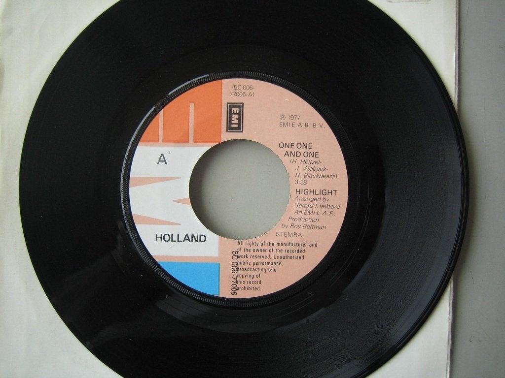 Highlight - One one and one, Ophalen of Verzenden, Gebruikt, 7 inch, Pop
