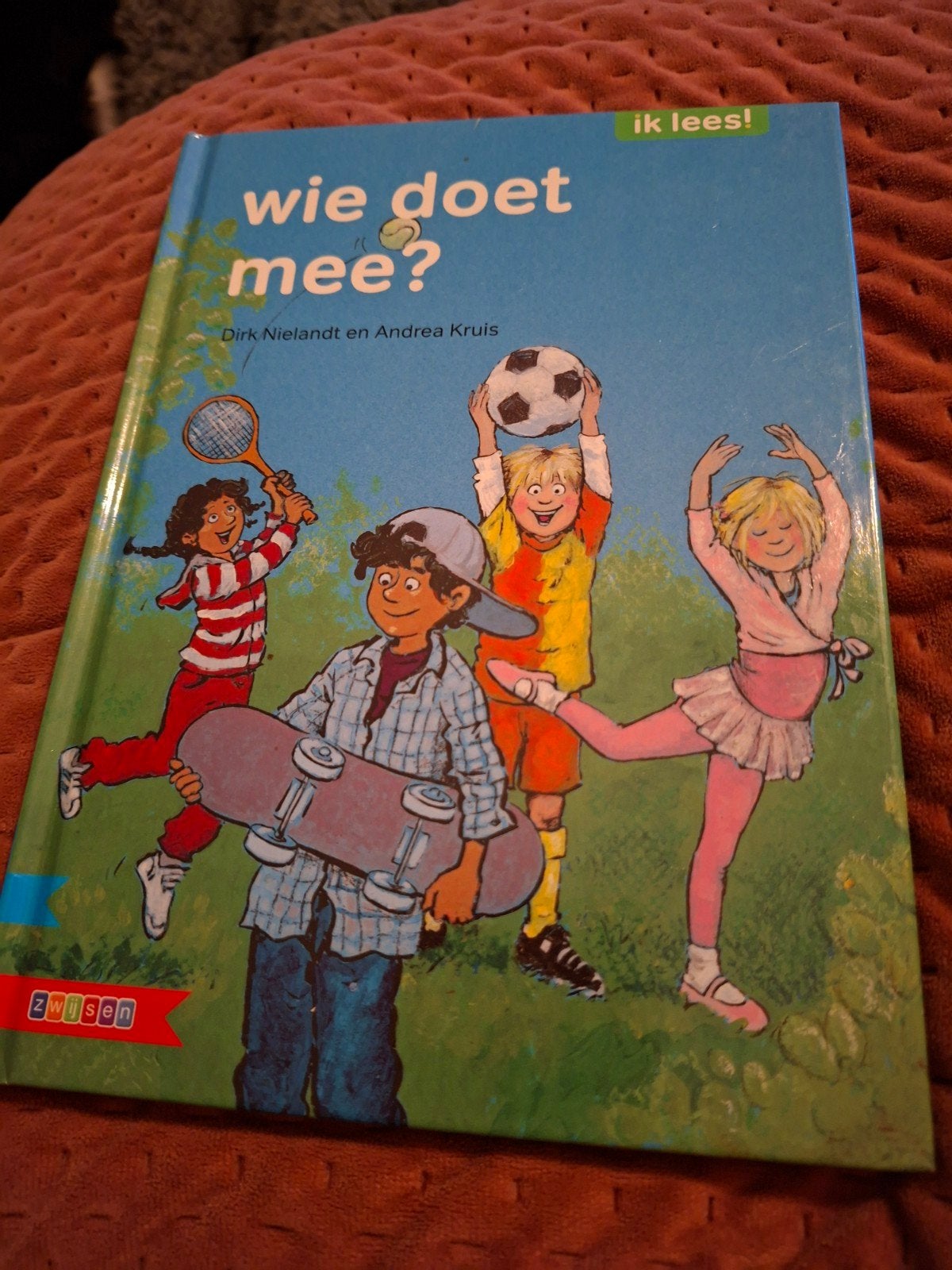6+ boekje Dirk Nielandt - Wie doet mee?, Fictie algemeen, Ophalen of Verzenden, Gelezen, Dirk Nielandt