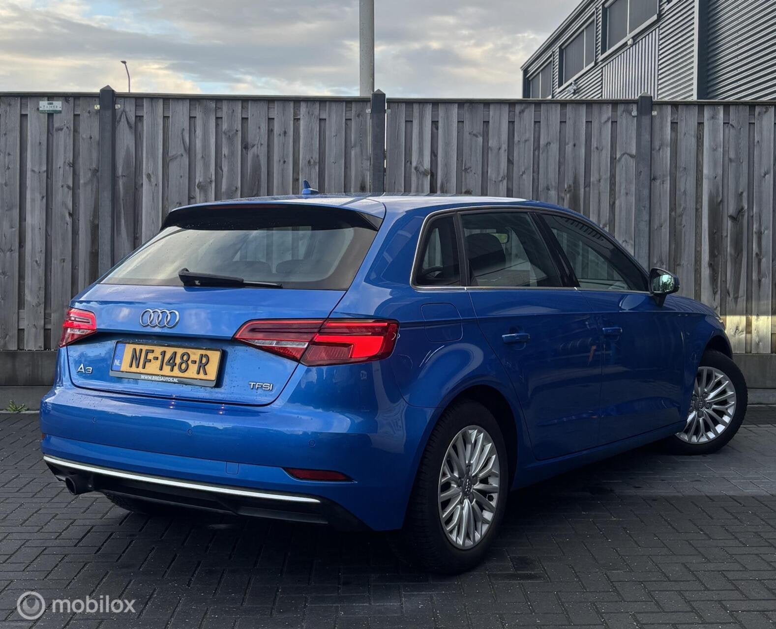 Audi A3 Sportback 1.0 TFSI Sport Lease Edition/AUTOMAAT/NAP/, Dealer onderhouden, Stof, Gebruikt, Euro 6