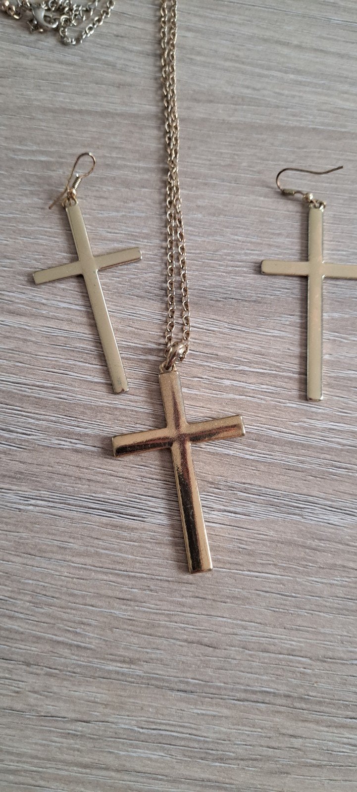 Nep Gouden Kruis Ketting en Oorbellen Set, Ophalen of Verzenden, Zo goed als nieuw, Goud, Overige materialen