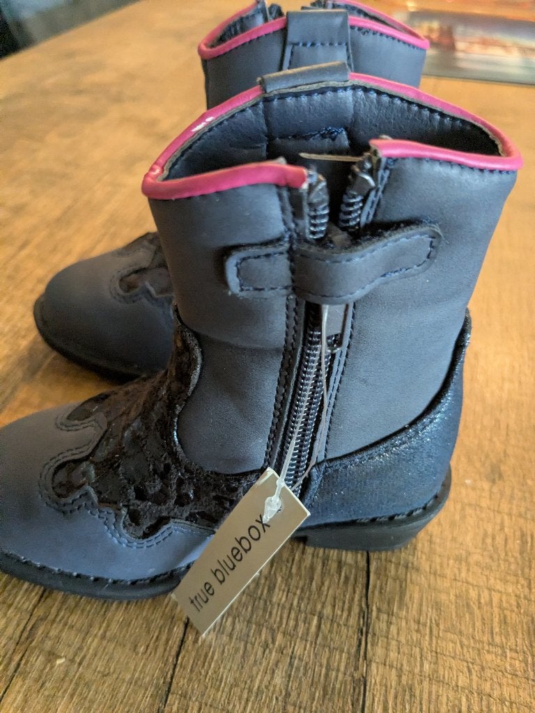 Meisjes laarzen, Meisje, Nieuw, Ophalen of Verzenden, Laarzen