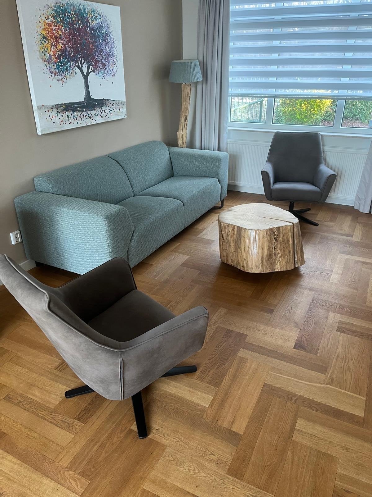 Moderne 3-zitsbank in groene stof, Huis en Inrichting, Banken | Bankstellen, Ophalen, Driepersoons, 75 tot 100 cm, Zo goed als nieuw