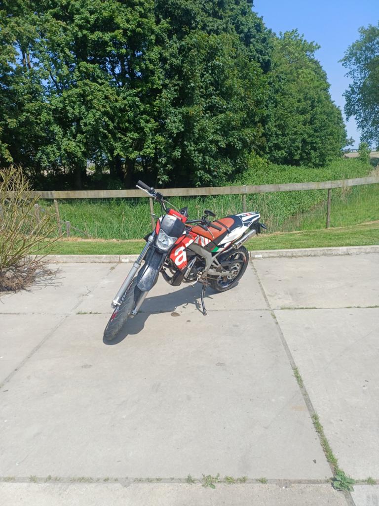 Aprilia sx50, Fietsen en Brommers, Brommers | Crossbrommers, Ophalen, Gebruikt, 50 cc, Derbi