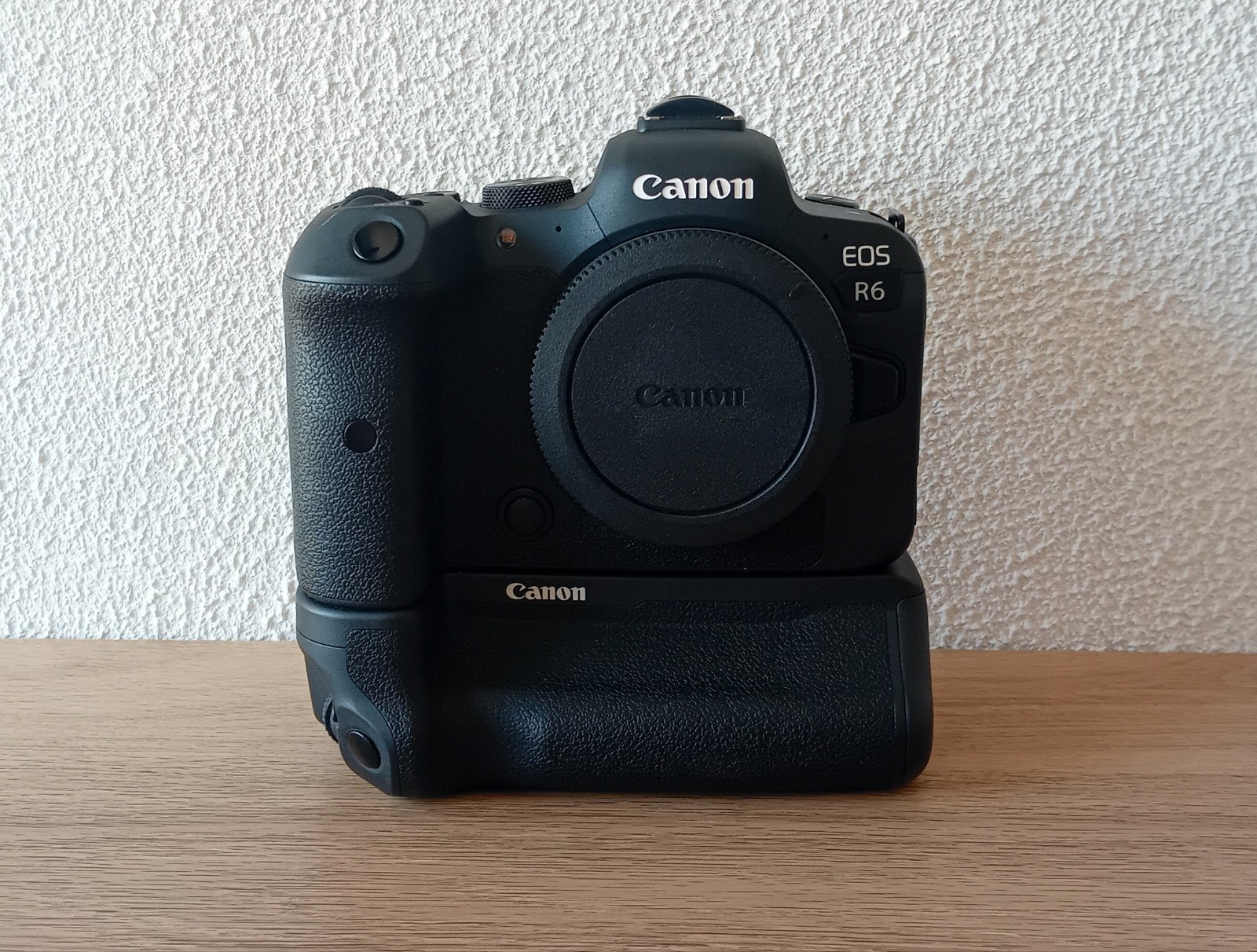 Canon EOS R6 met BG-R10 en 2 LP-E6NH batterijen - ZGAN, Audio, Tv en Foto, Fotocamera's Digitaal, Canon, Accu, Bluetooth, Ophalen of Verzenden