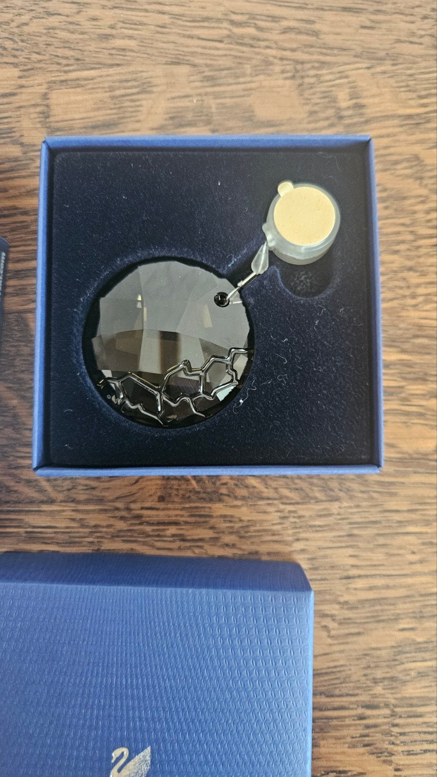 Swarovski Kristal Hanger bruin - Nieuw in Doos, Verzamelen, Swarovski, Ophalen, Nieuw, Figuurtje