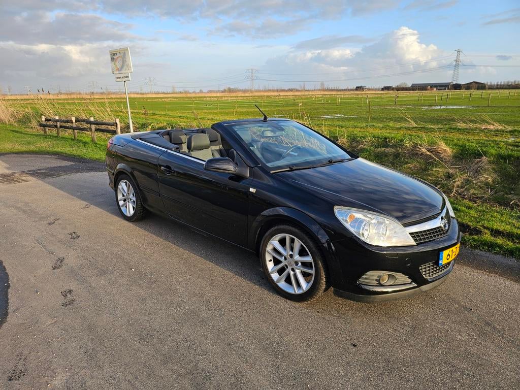 Opel Astra 1.8 16V Twintop 2008 Zwart 3750,- Full options!, Elektrische ramen, 4 cilinders, Cabriolet, 4 stoelen
