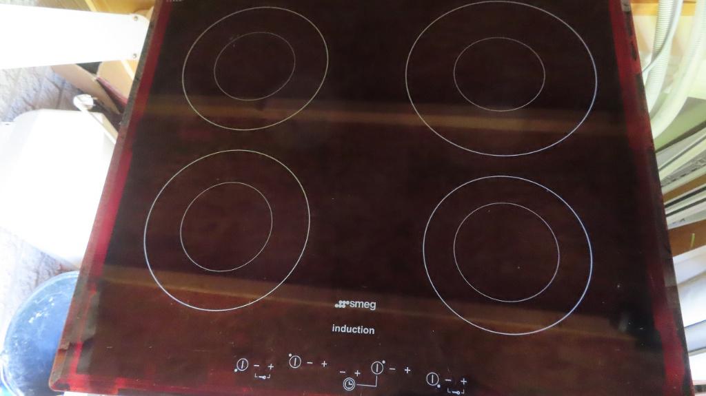 Smeg inductiekookplaat, type SE2644ID1, Ophalen, Gebruikt, 4 kookzones, Inbouw