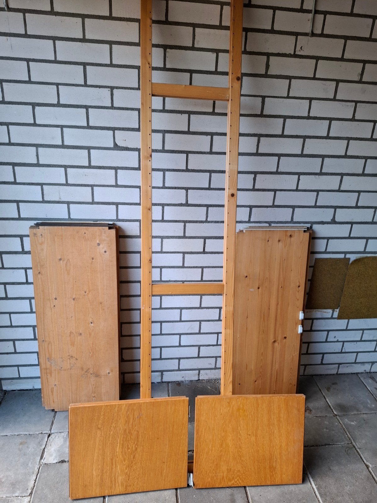Lundia diversen planken, deurtjes en 1 staander, Ophalen, Gebruikt