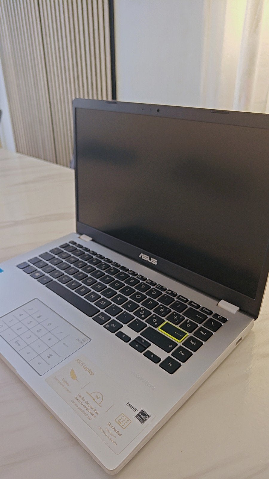 ASUS VivoBook Go E410KA - 14 inch FHD, 4GB RAM, 64GB, Computers en Software, Qwerty, ASUS, Minder dan 2 Ghz, Nieuw