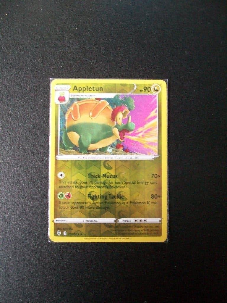 3429: Nieuwe Pokemon Kaart holofoil APPLETUN hp 90 (121/203), Verzenden, Nieuw, Losse kaart