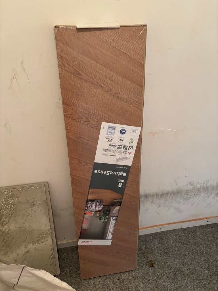 Hongaarse punt laminaat Kwantum, Huis en Inrichting, Stoffering | Vloerbedekking, Bruin, Nieuw, Ophalen of Verzenden, Minder dan 10 m²