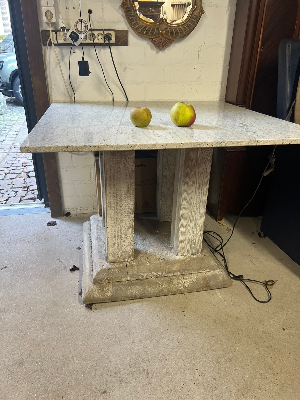 Tuintafel met marmer blad., Ophalen, Zo goed als nieuw, Rechthoekig, Overige materialen