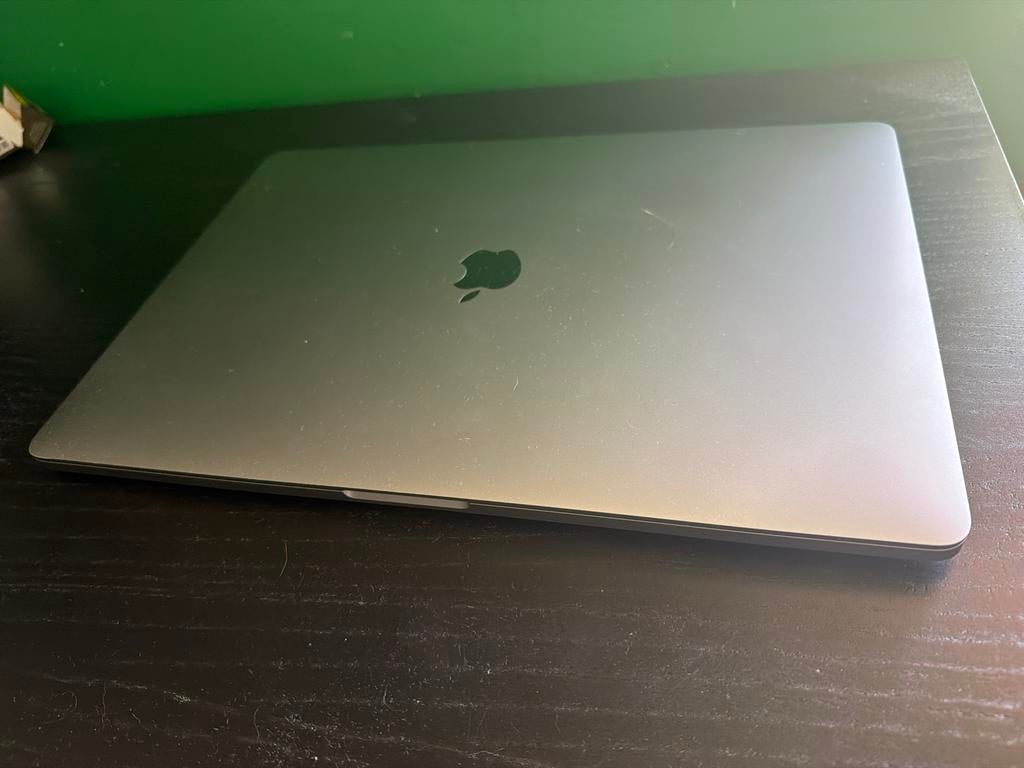 Macbook pro 2019, Computers en Software, Apple Macbooks, Ophalen, 16 inch, MacBook Pro, 2 tot 3 Ghz