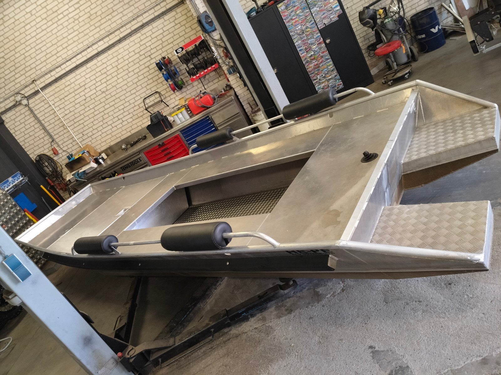 HE-PE Aluminium boot - Robuust en onderhoudsvrij  platbodem, Ophalen, Overige merken, Gebruikt, Buitenboordmotor