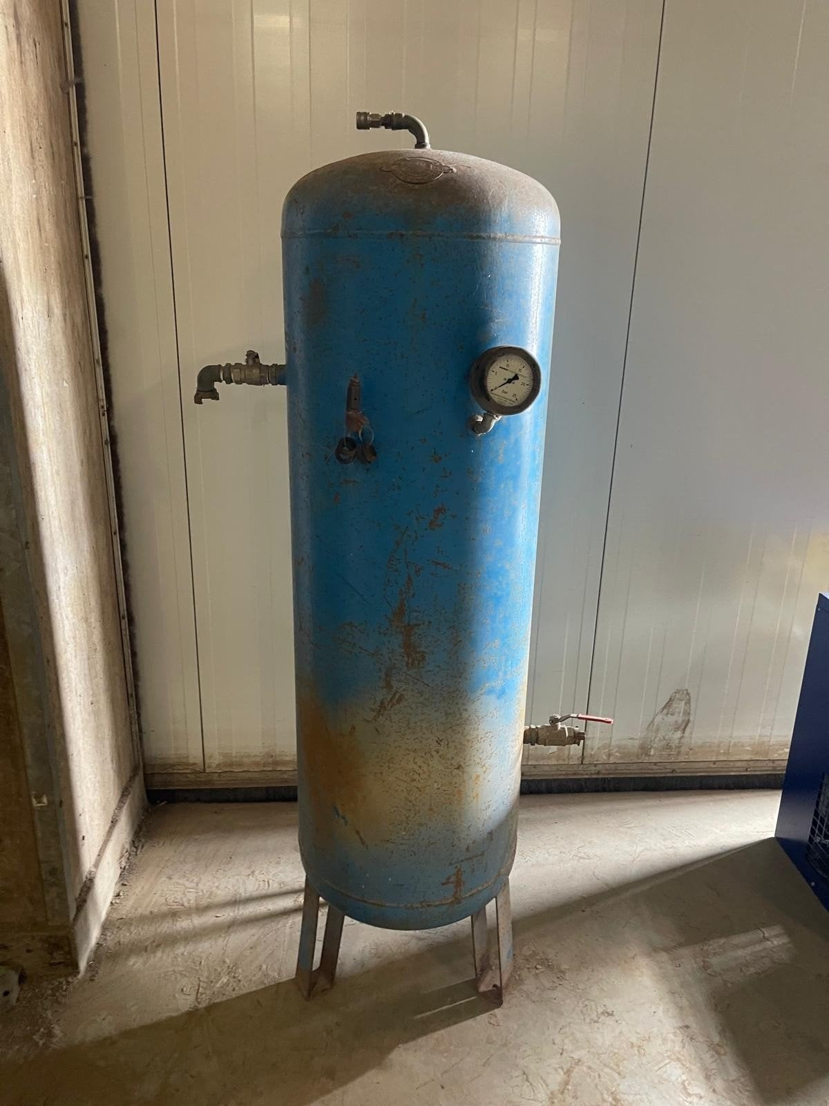 Gebruikte Compressor met Luchttank - CompAir, 100 liter of meer, Ophalen, Gebruikt, 200 tot 400 liter/min