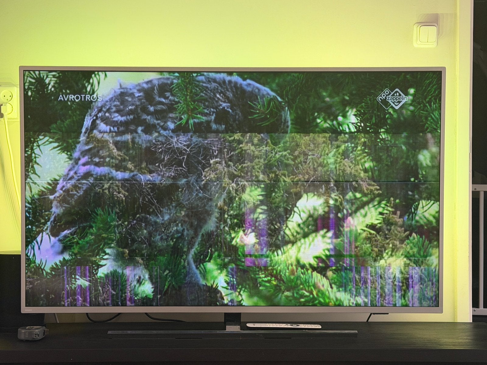 Philips Ambilight TV 60 inch voor klusser (Strepen in beeld), Ophalen, Philips, Gebruikt, 50 Hz