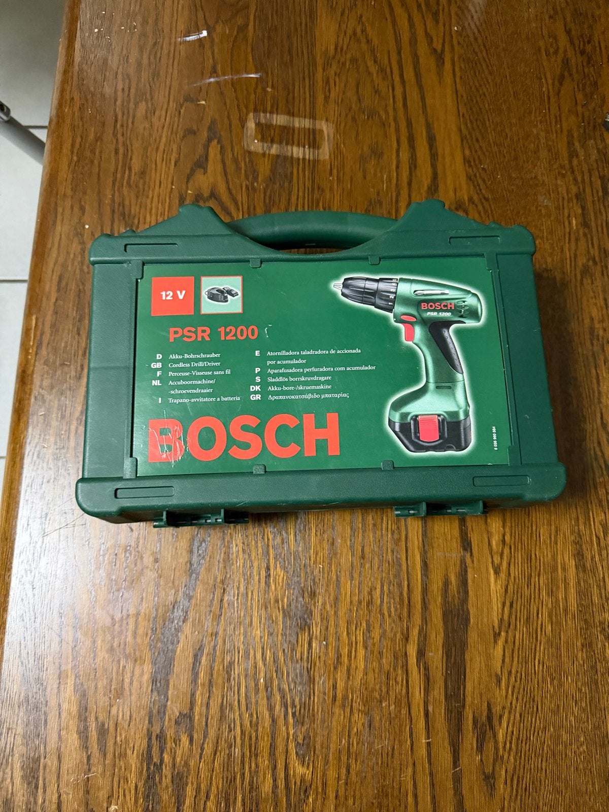 Foto 2 van Bosch PSR 1200 Accuboormachine met lader en koffer