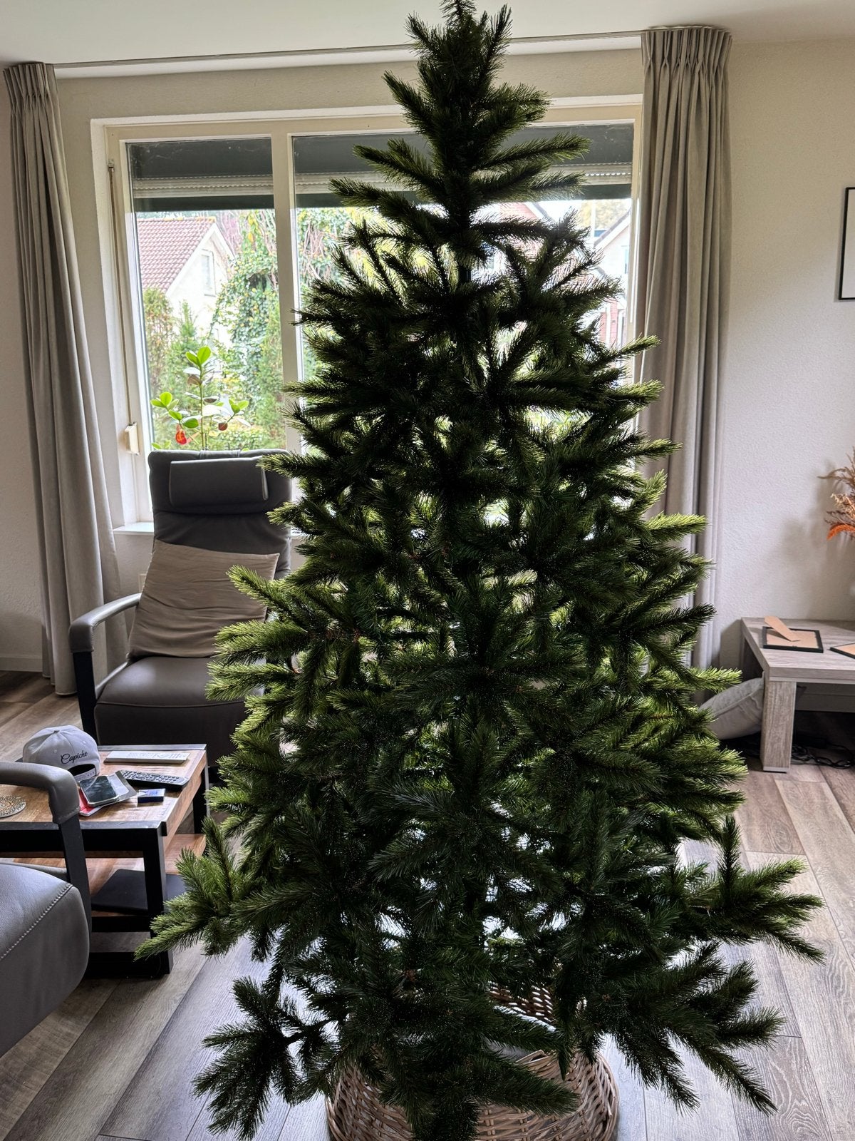 Kunstkerstboom – Bristlecone Fir – 215 cm, Ophalen, Zo goed als nieuw