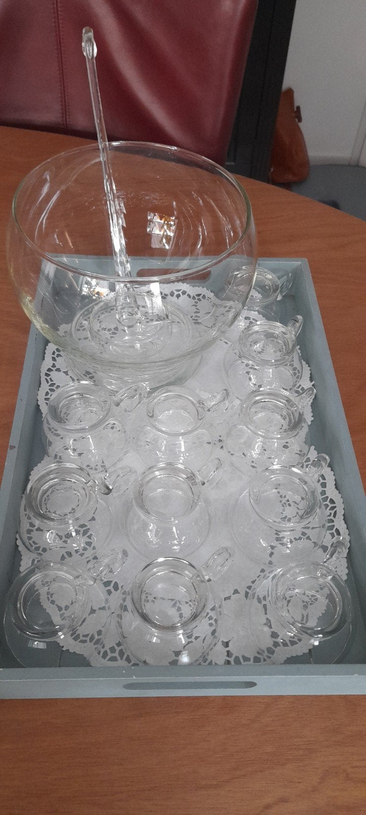 Mooie glazen Bowl/Sangria set met 11 glaasjes en lepel, Ophalen