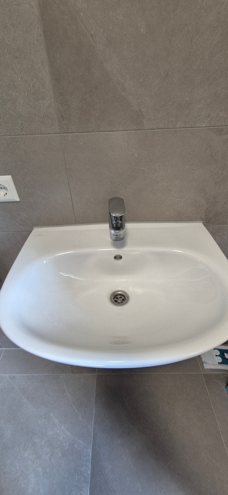 Villeroy & Boch wastafel met Grohe kraan - Zo goed als nieuw, Ophalen