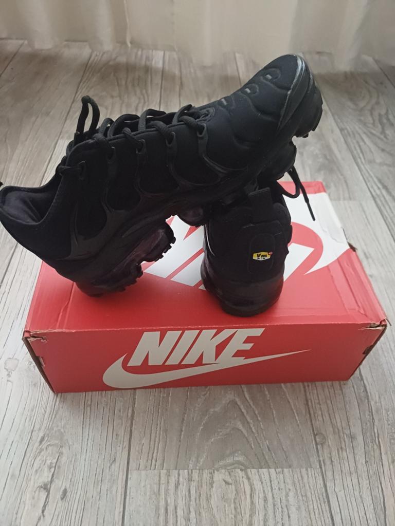 Vapormax  zwart maat 41, Ophalen of Verzenden, Zwart