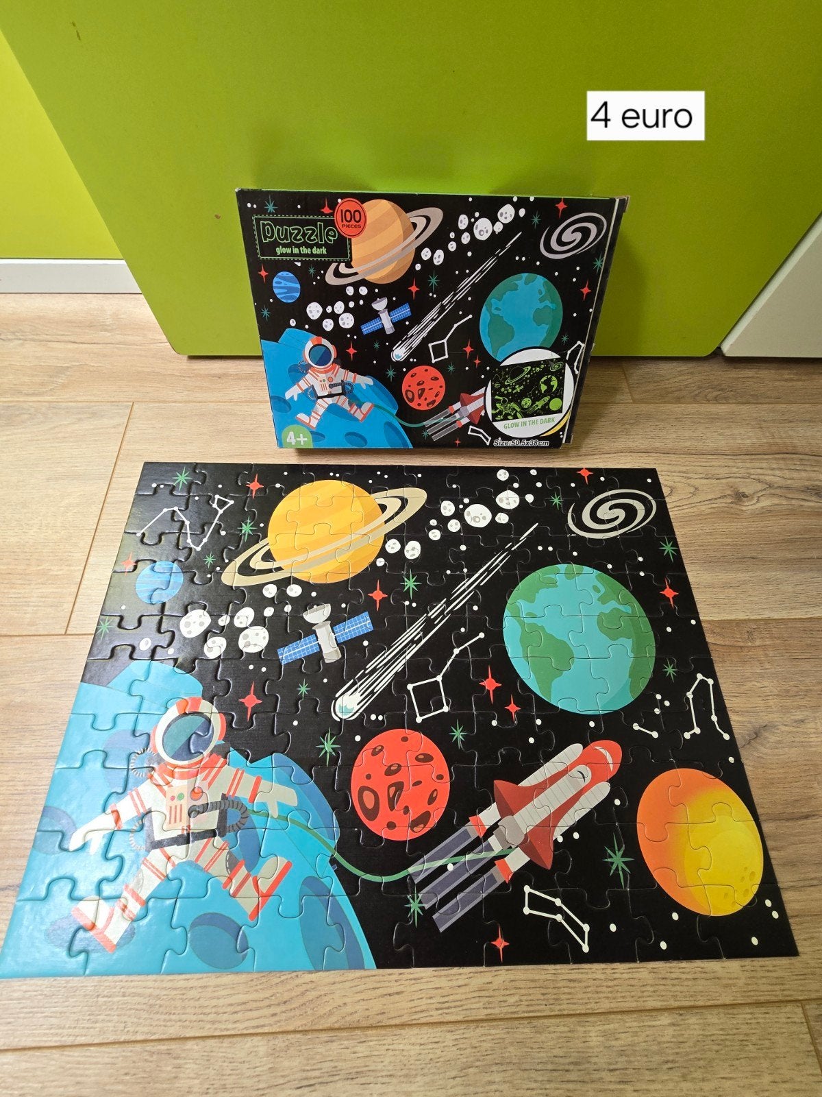Kosmos planeten puzzel, glow in the dark, 100 stukjes, Ophalen, Meer dan 50 stukjes, Zo goed als nieuw, 4 tot 6 jaar