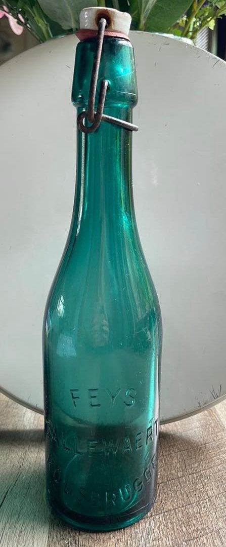 Oud beugelflesje -bier- Feys Callewaert jaren ‘30-‘40, Verzenden, Gebruikt