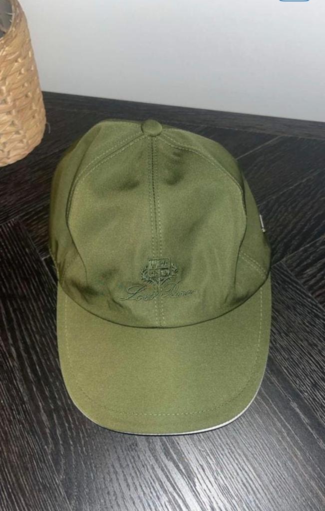 Loro piana pet, Ophalen of Verzenden, Zo goed als nieuw