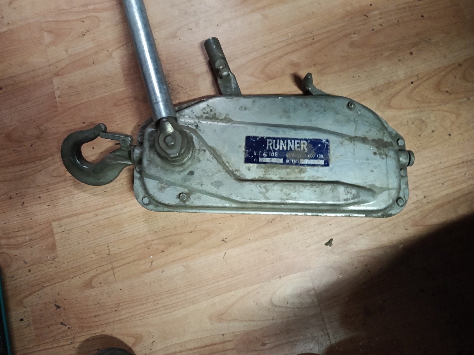 Zware kabeltakel Runner N.T.A. 16S (kabel ontbreekt), Ophalen, Gebruikt, Handmatig