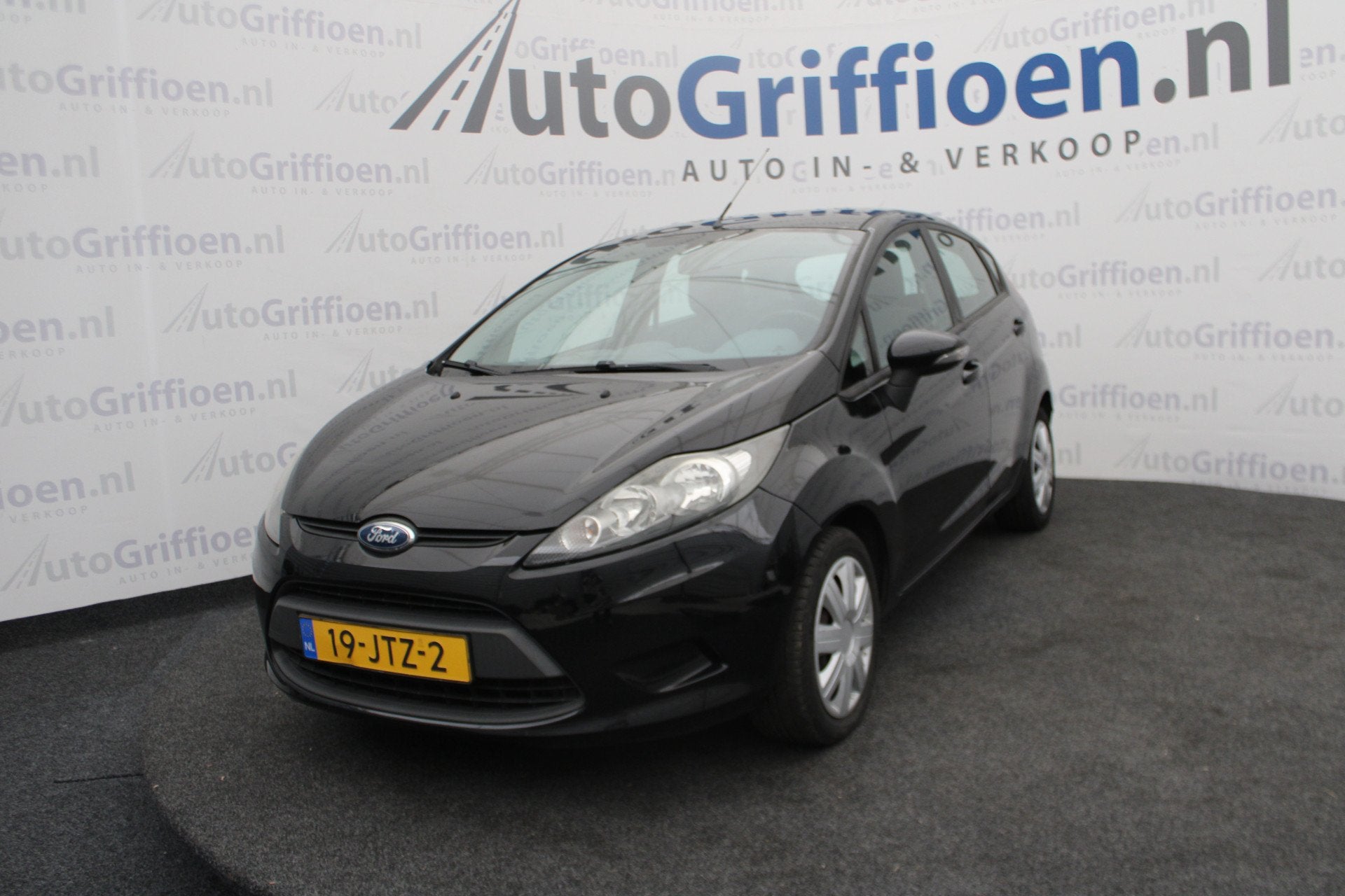 Ford Fiesta 1.25 Limited keurige 5-deurs met airco met nieuw, Voorwielaandrijving, 1242 cc, 4 cilinders, 60 pk