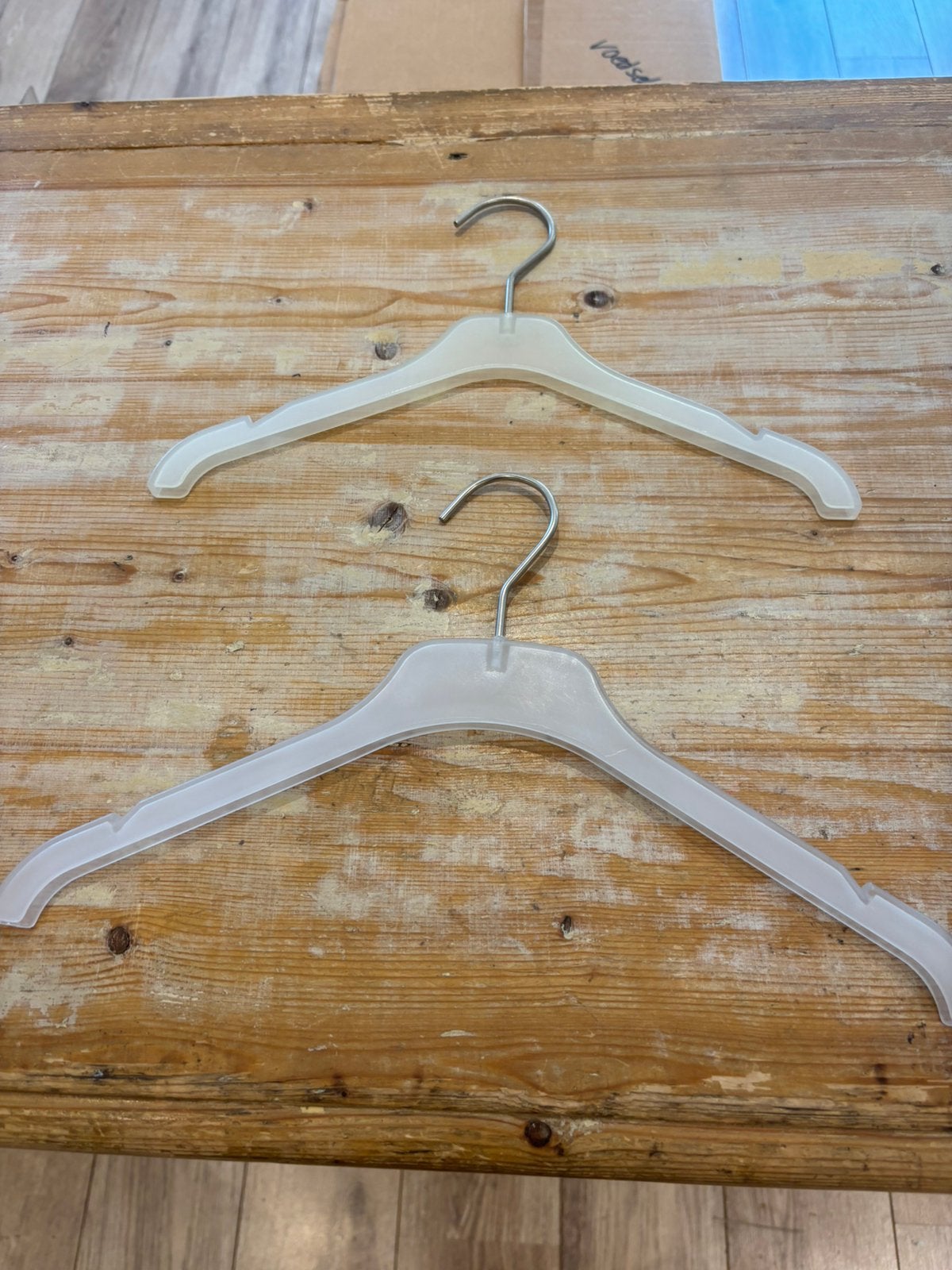 Kinderhangers frosted 32 en 36 cm, Ophalen, Zo goed als nieuw, Kunststof, Kinderen