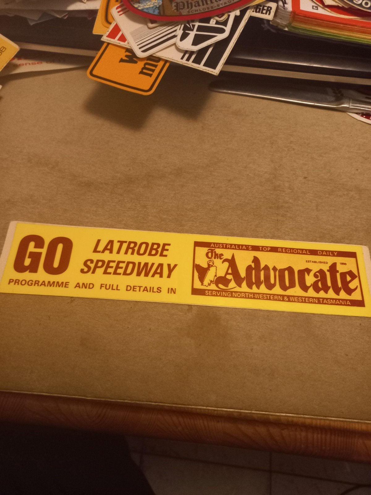 Vintage Latrobe Speedway The Advocate Sticker, Ophalen of Verzenden
