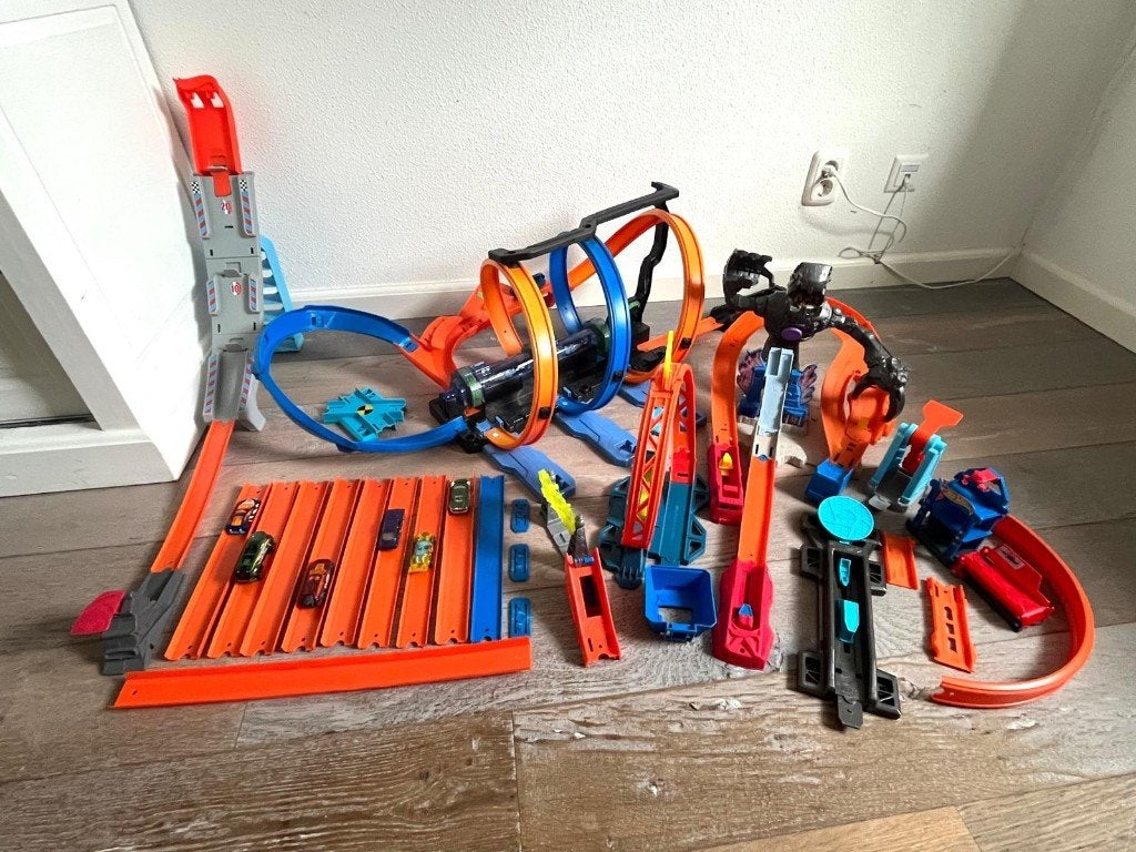Grote Hot Wheels set, Ophalen of Verzenden, Met looping, Racebaan, Gebruikt
