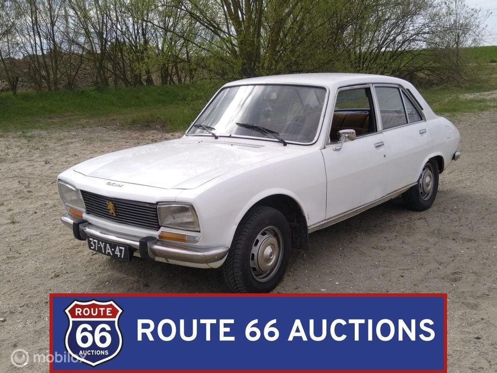 Peugeot 504 GL | 1976 | Route 66 Auctions, Auto's, Oldtimers, Overige carrosserieën, Zwart, Bedrijf, Handgeschakeld
