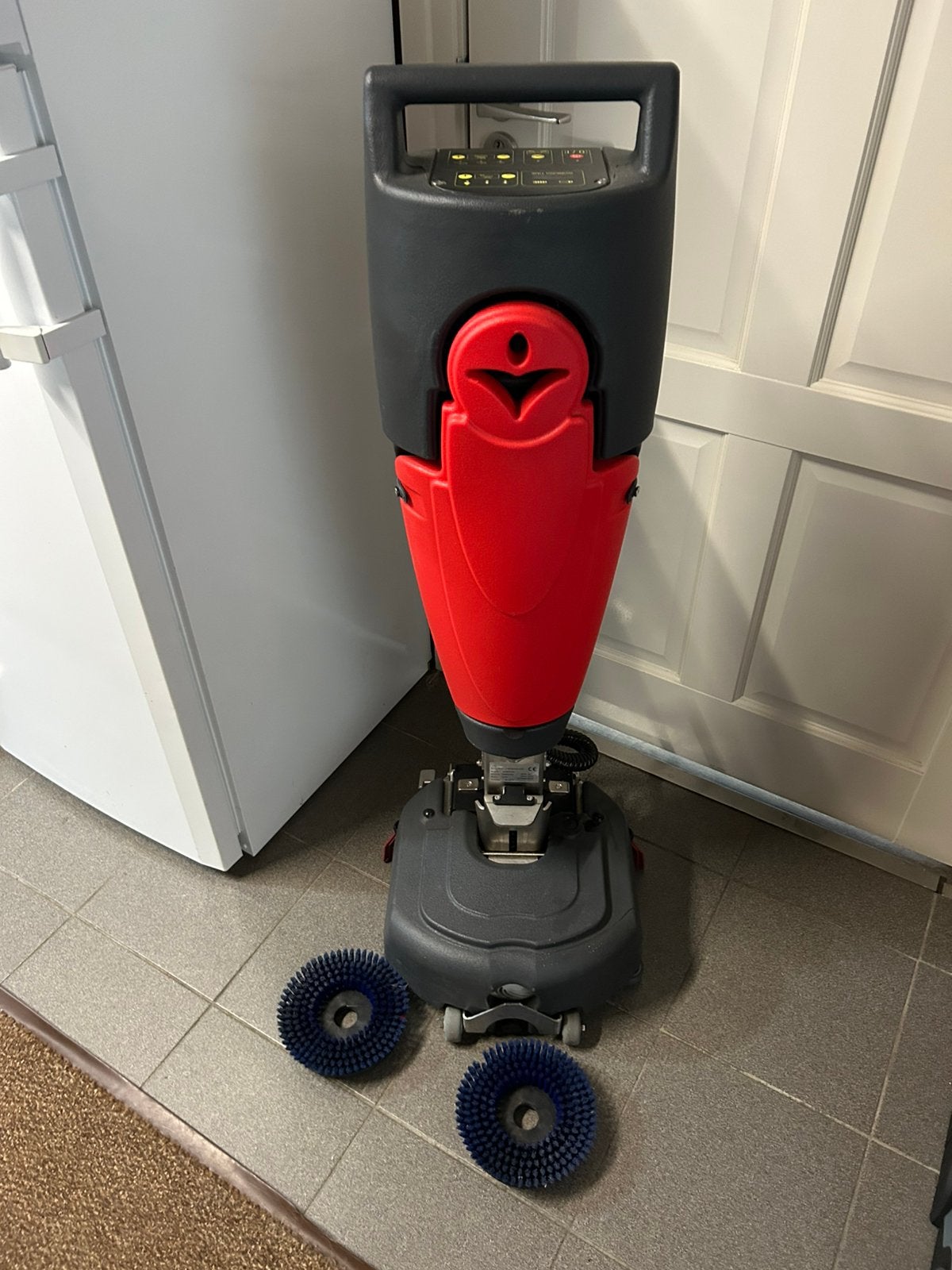 SCHROBMACHINE SCHROBZUIGMACHINE HAKO SCRUB- PRO-MOP I MOP, Ophalen, Overige typen
