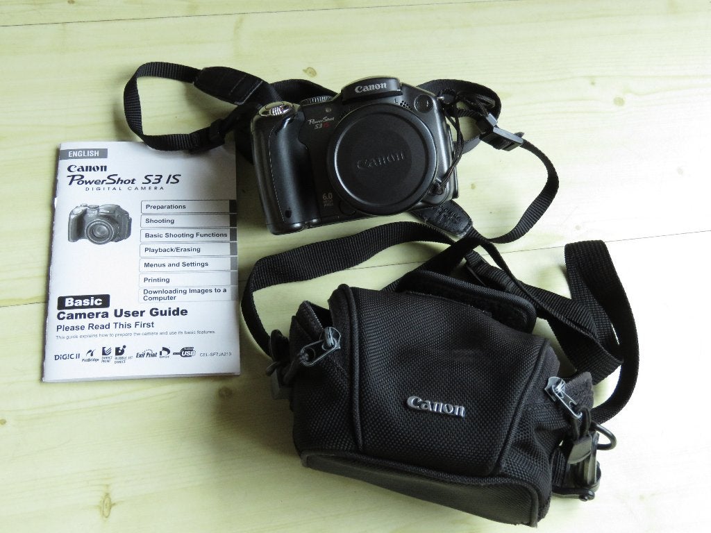 Foto 11 van Canon Powershot S3 IS met tele- en wijdhoekconverters