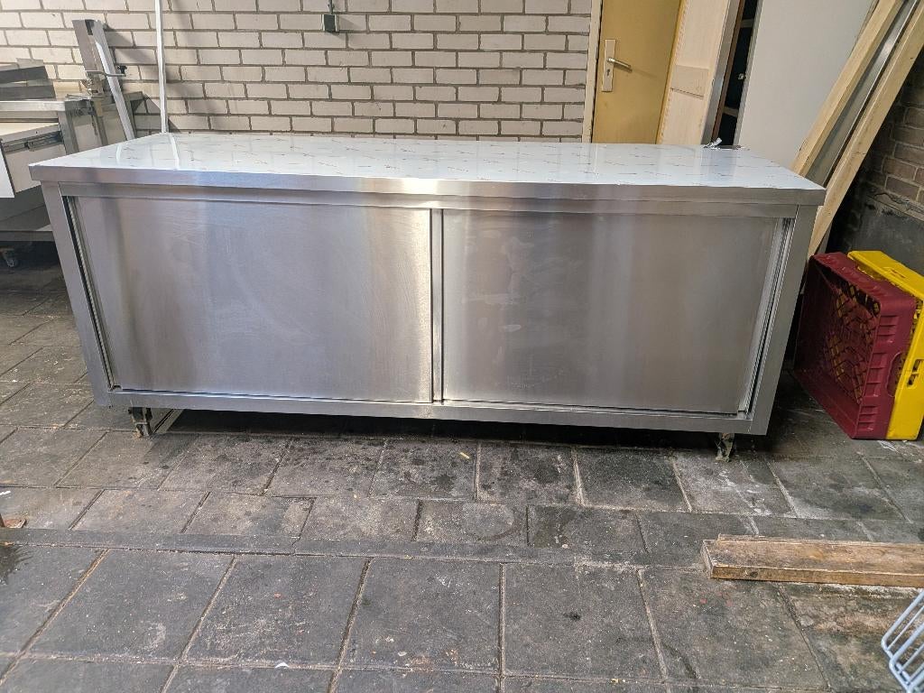 RVS Horeca Werkbank met schuifdeur, Doe-het-zelf en Verbouw, Werkbanken, Ophalen, Zo goed als nieuw, 170 cm of meer