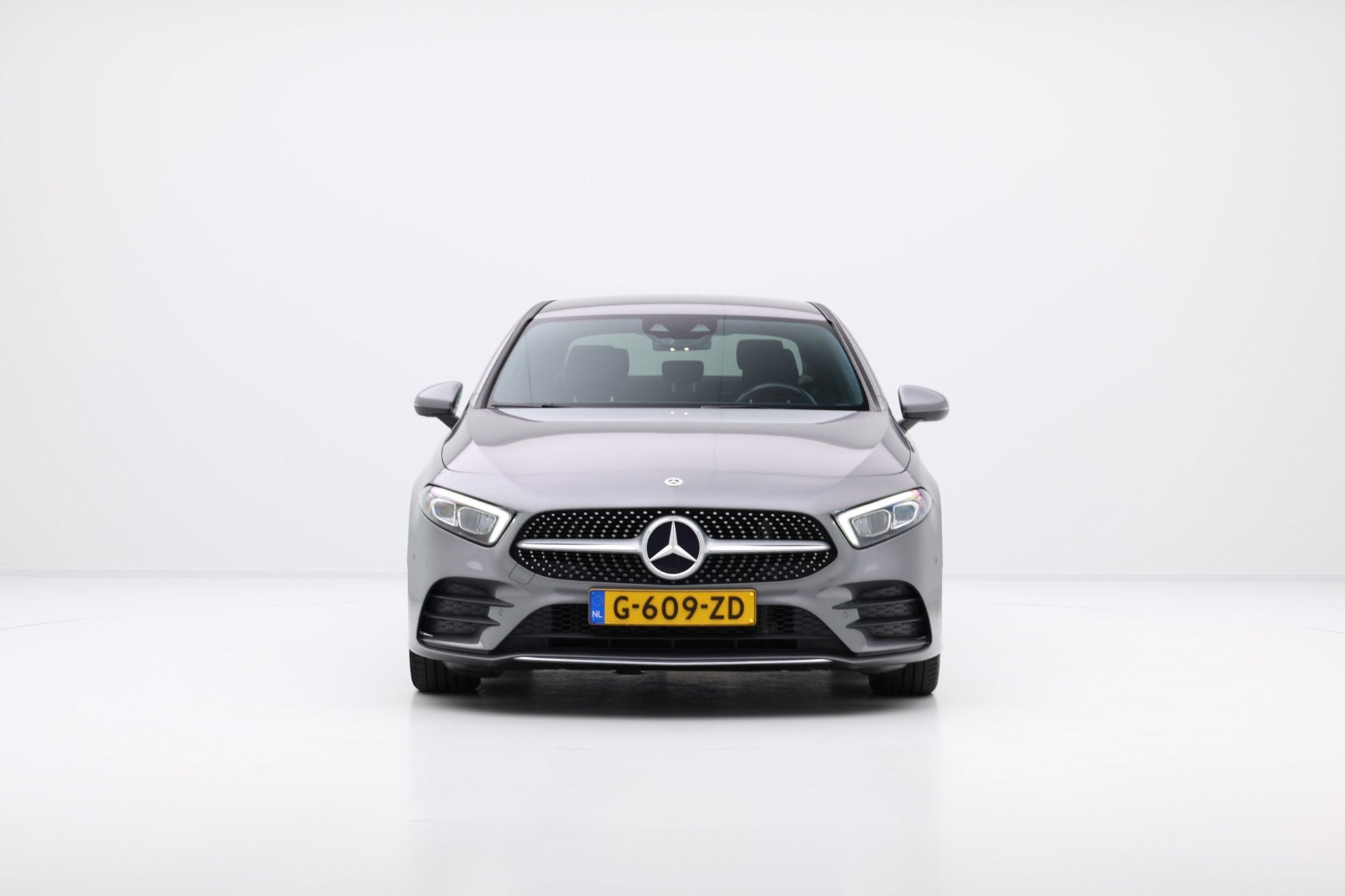 Foto 10 van Mercedes-Benz A-klasse 180 Business Solution AMG Aut. Widesc