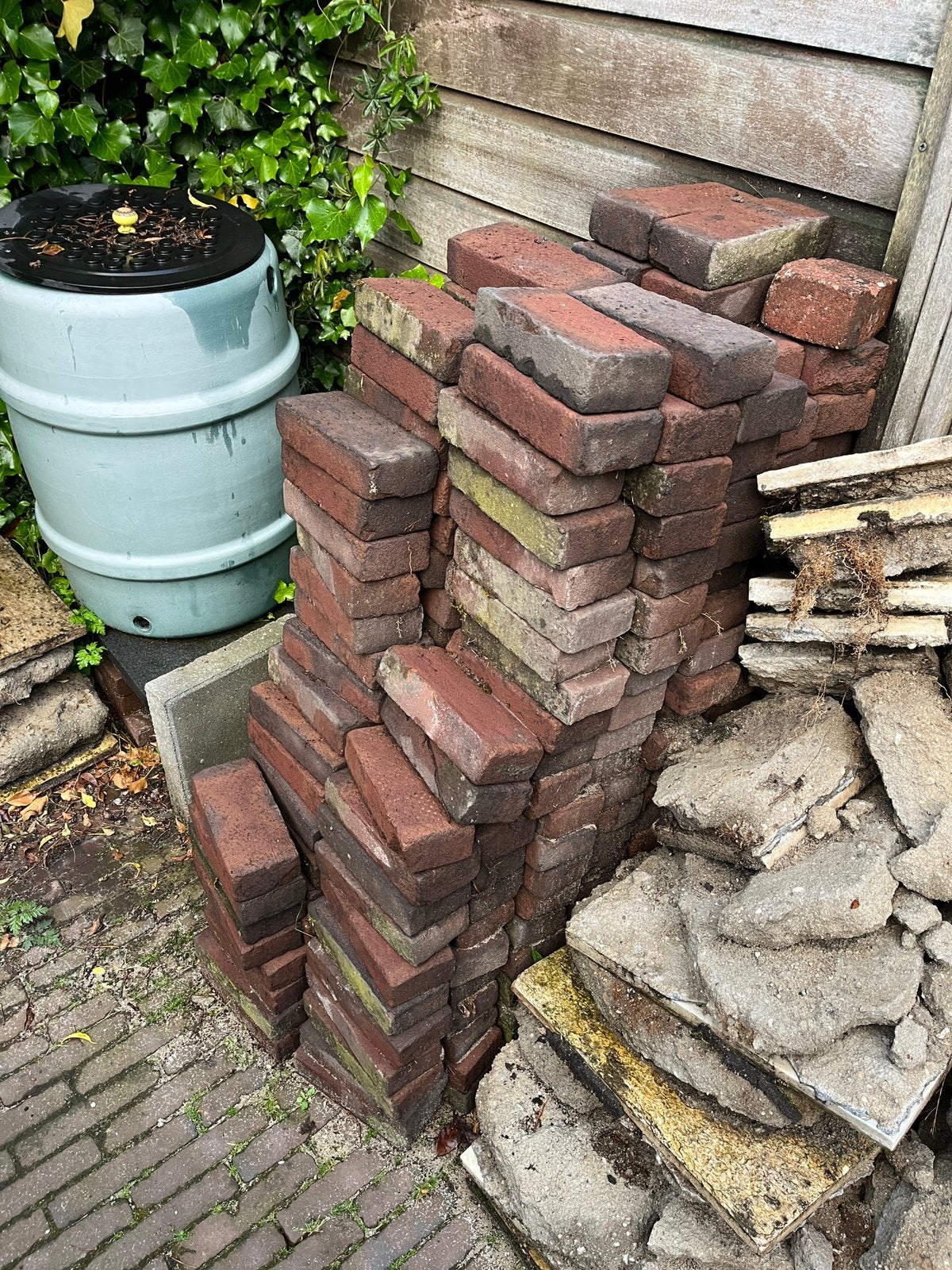 Gratis bakstenen af te halen, Tuin en Terras, Tegels en Klinkers, Ophalen, Overige materialen, Minder dan 5 m², Klinkers