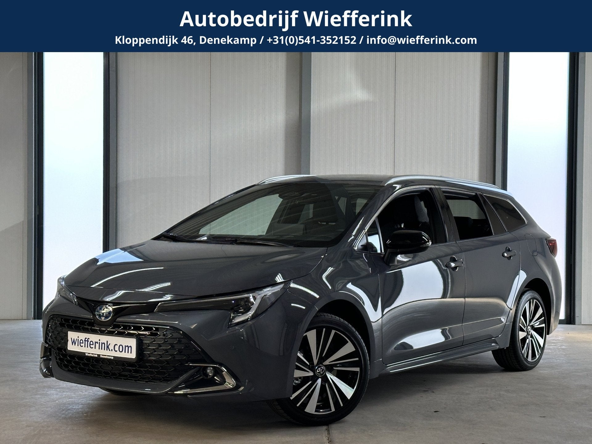 Toyota Corolla Touring Sports Hybrid 140 Dynamic | Acc | Cam, Auto's, Stof, Gebruikt, Zwart, 4 cilinders