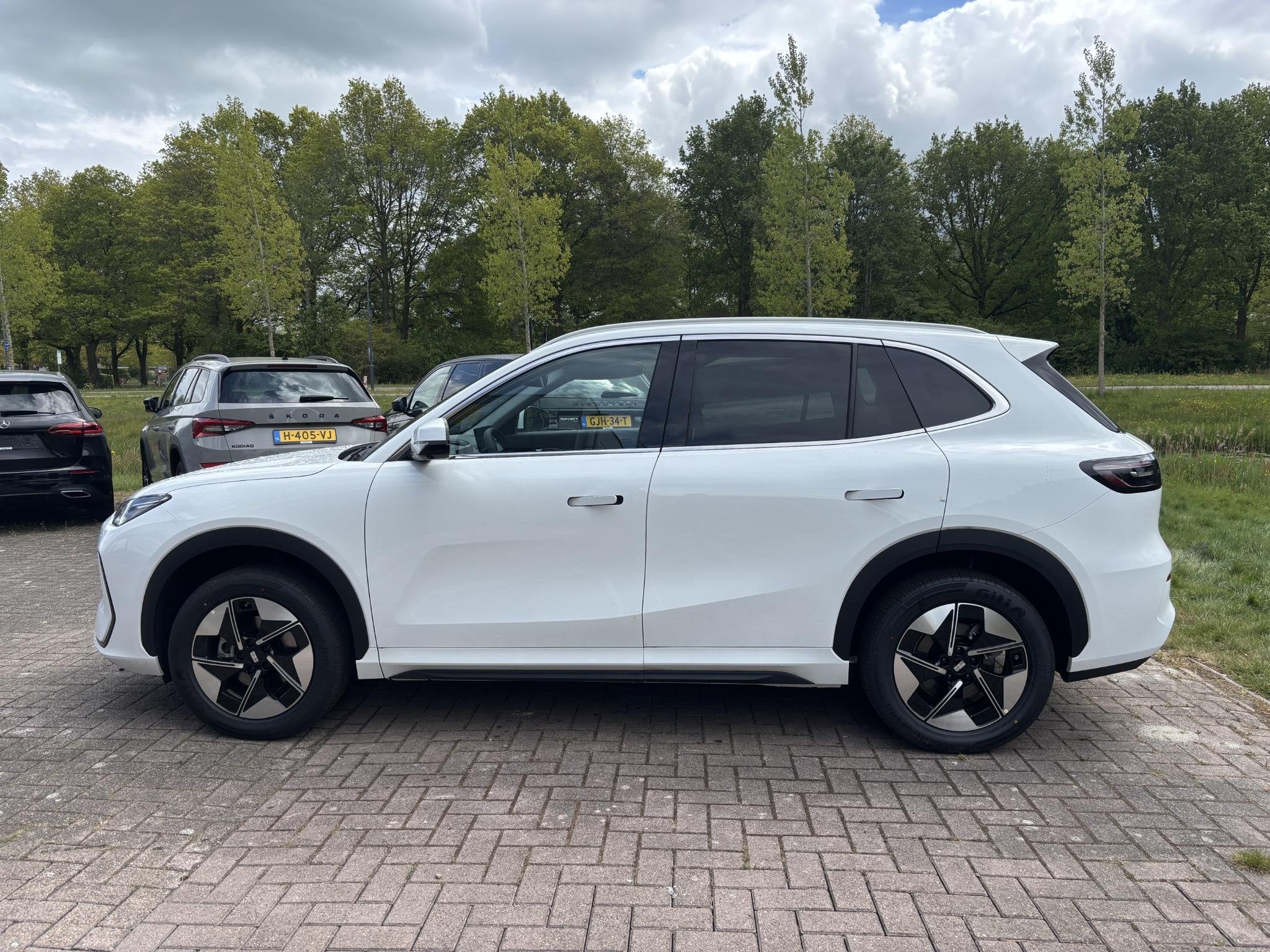 Geely E5 Pro 60 kWh 218 PK | Stoelverwarming & verkoeling |, 430 km, Nieuw, SUV of Terreinwagen, Te koop