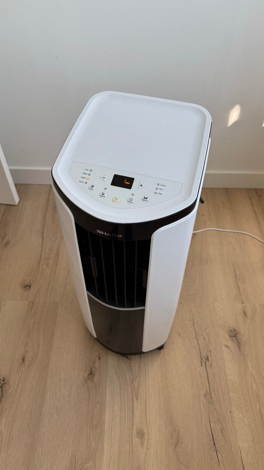 Sharp Mobiele Airco CV-H9XR - Koelen, Ventileren, Ontvochtig, Witgoed en Apparatuur, Airco's, Ophalen, Minder dan 60 m³, 3 snelheden of meer