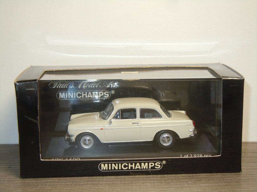 1966 VW Volkswagen 1600 - Minichamps 1:43 - in Box, Minichamps, Duitsland, Auto, Verzenden